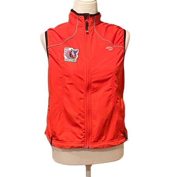 Brooks Running Vest Size Small - Picture 1 of 16